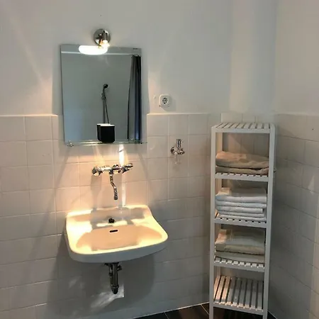 Nuerburgring M. Parkplatz - Klima - Garten Und Viel Platz Adenau