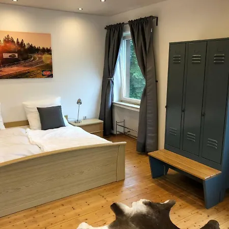 Nuerburgring M. Parkplatz - Klima - Garten Und Viel Platz Holiday home Adenau