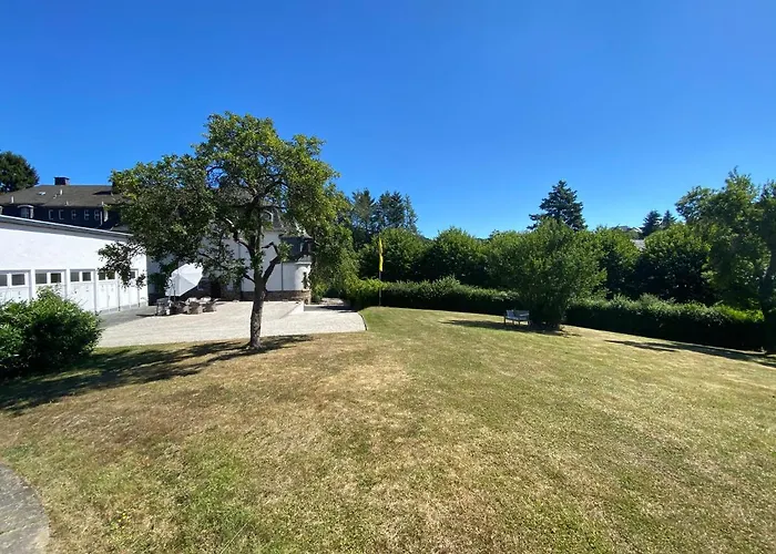 Nuerburgring M. Parkplatz - Klima - Garten Und Viel Platz * Adenau