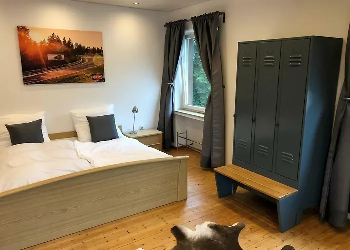 Nuerburgring M. Parkplatz - Klima - Garten Und Viel Platz Casa de Férias Adenau