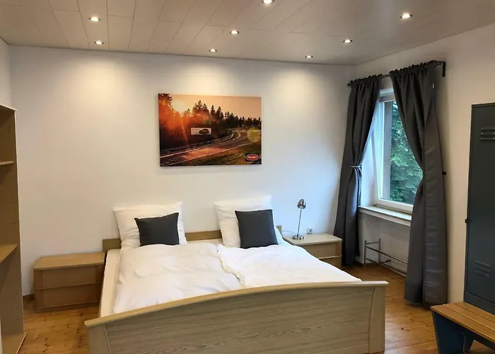 Casa de Férias Nuerburgring M. Parkplatz - Klima - Garten Und Viel Platz *